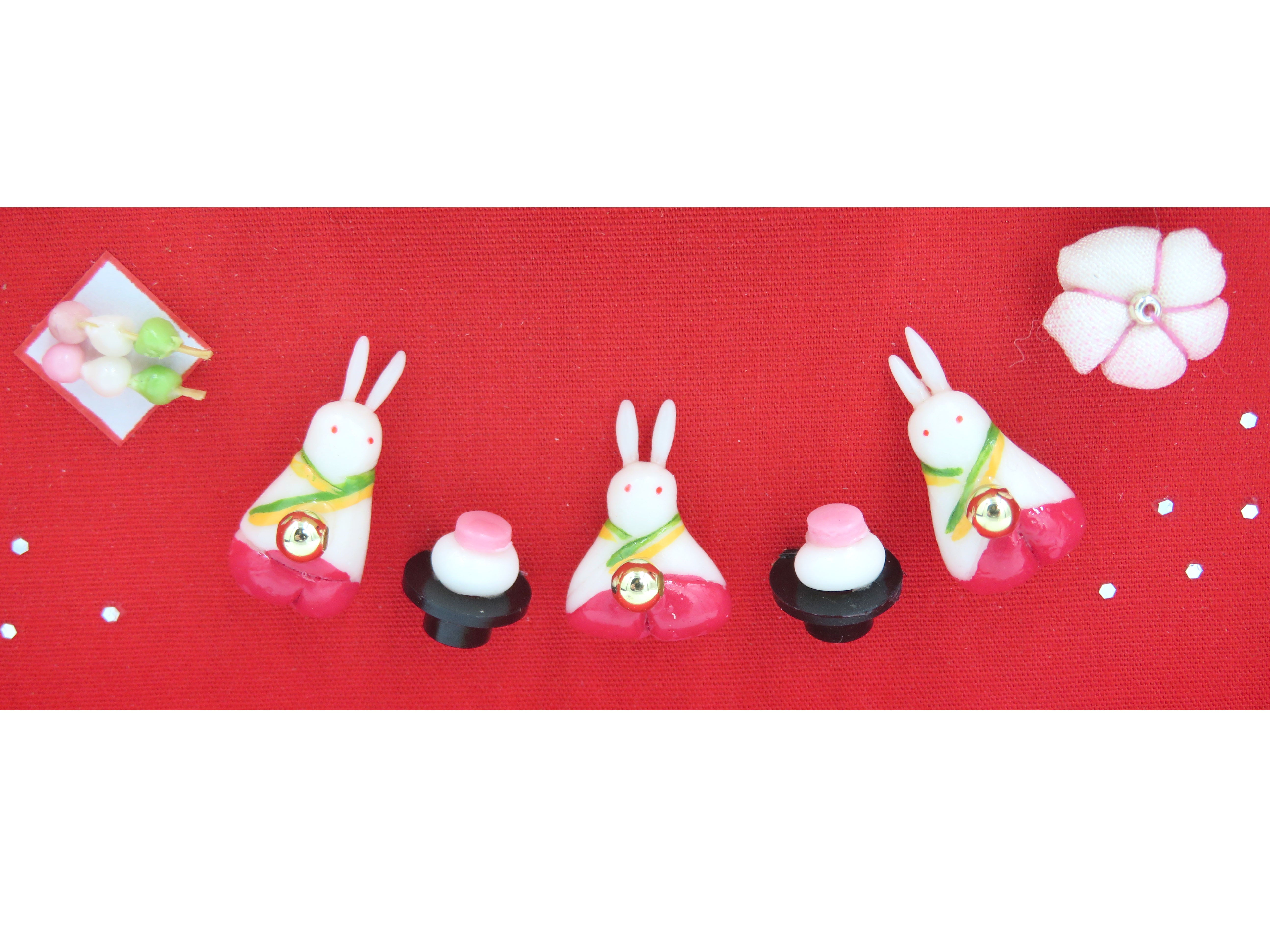 田島ひとみ 13cm角 壁掛けうさぎ雛(B)