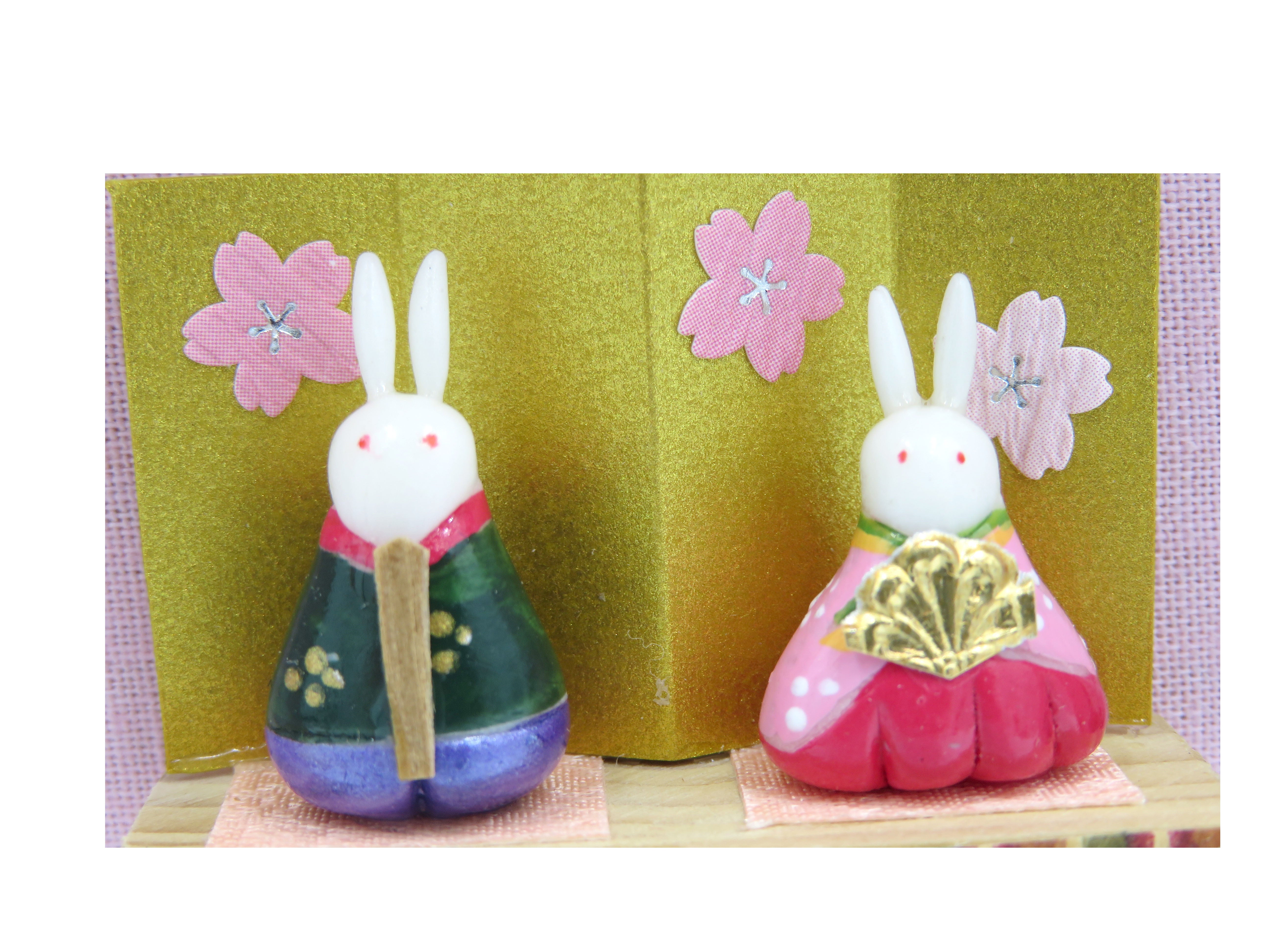 田島ひとみ 13cm角 壁掛けうさぎ雛(C)