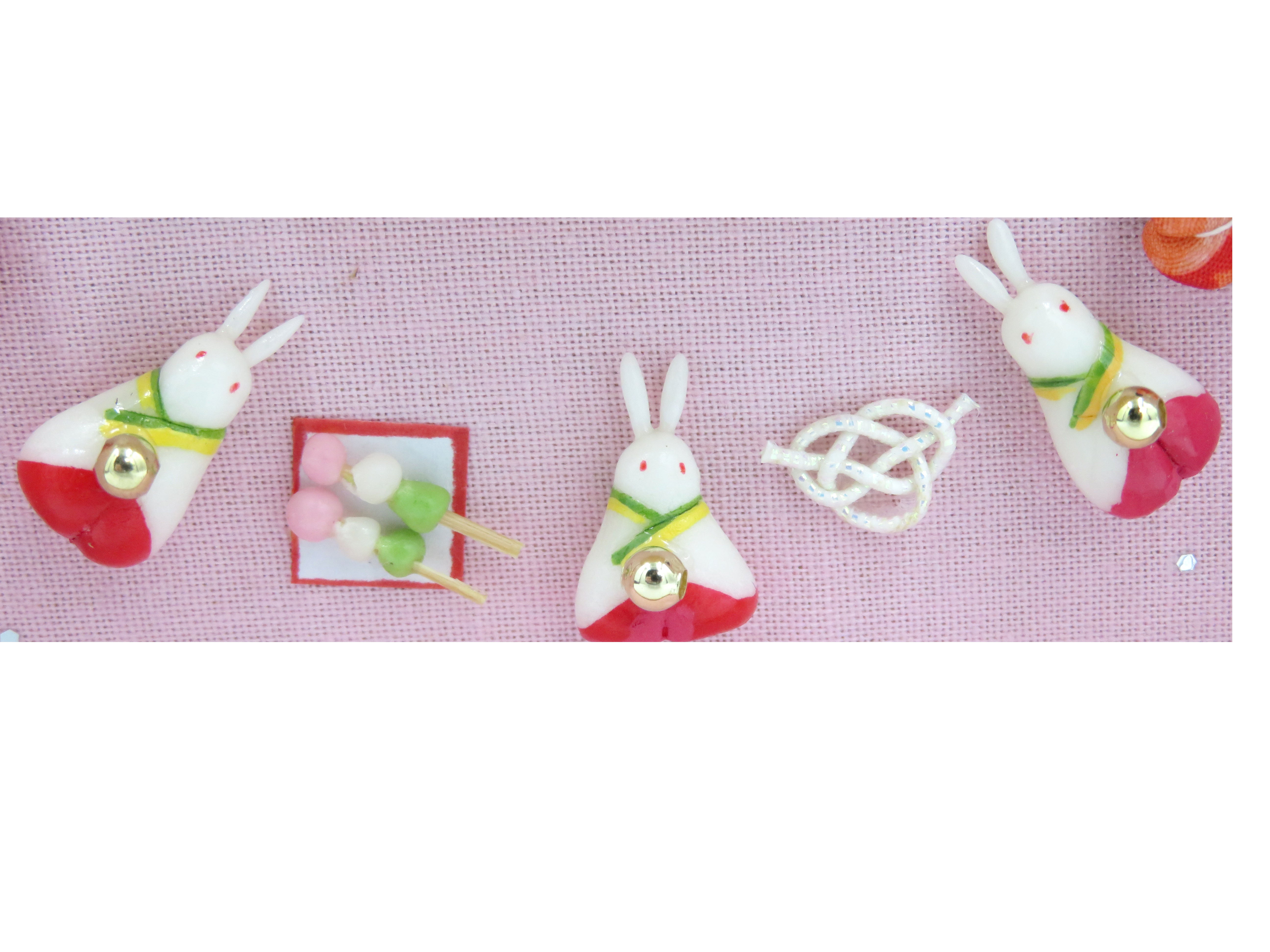 田島ひとみ 13cm角 壁掛けうさぎ雛(C)