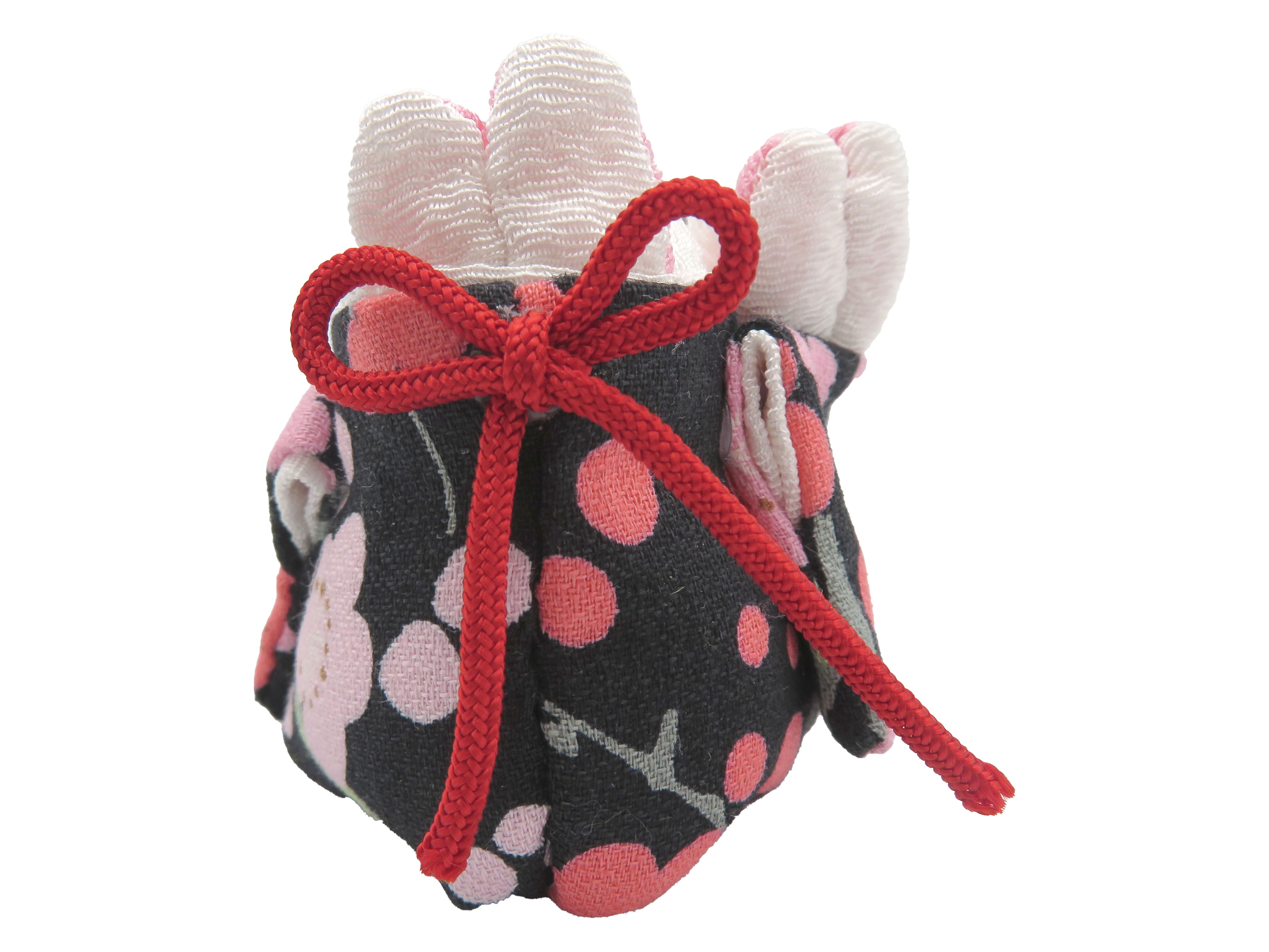 四季彩うさぎの四季の楽しみ うぼぼを抱えたうさちゃん②