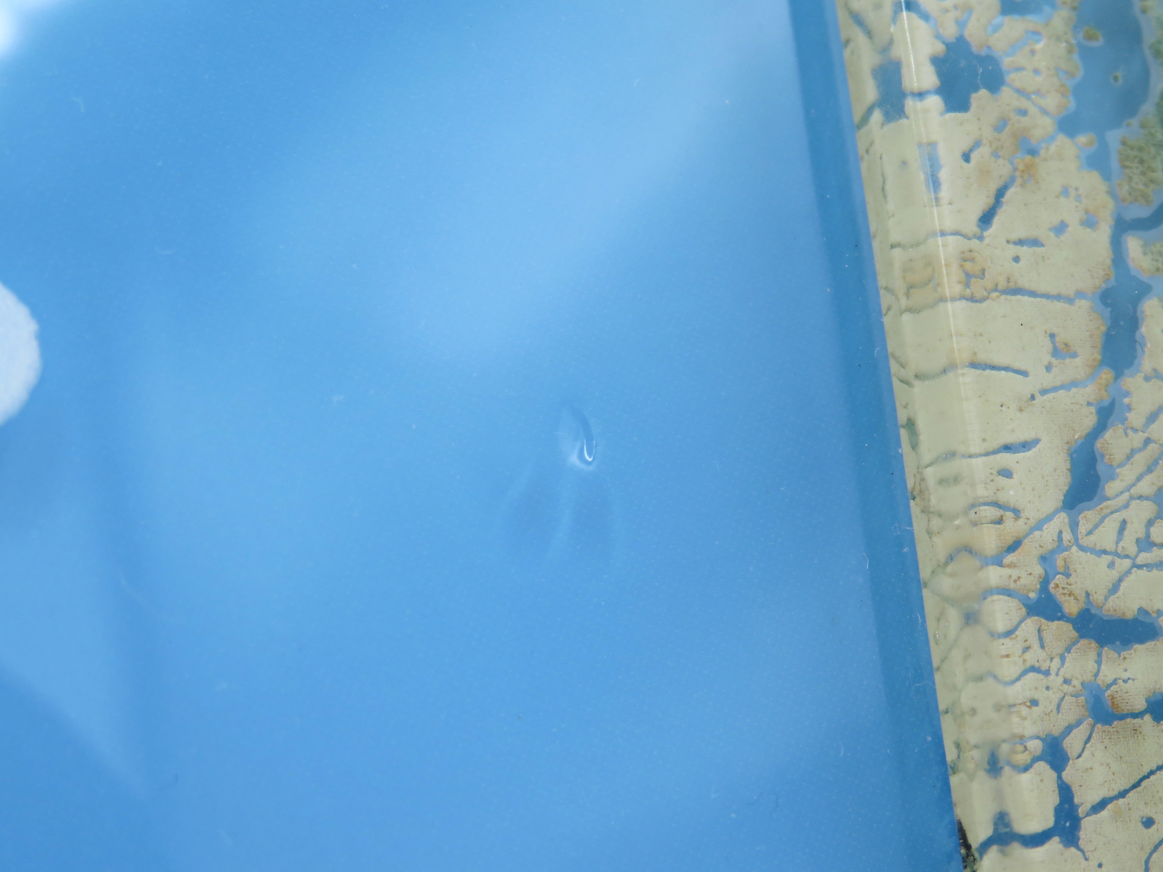 ーcomb de shioー ガラスアート時計「海のある街」