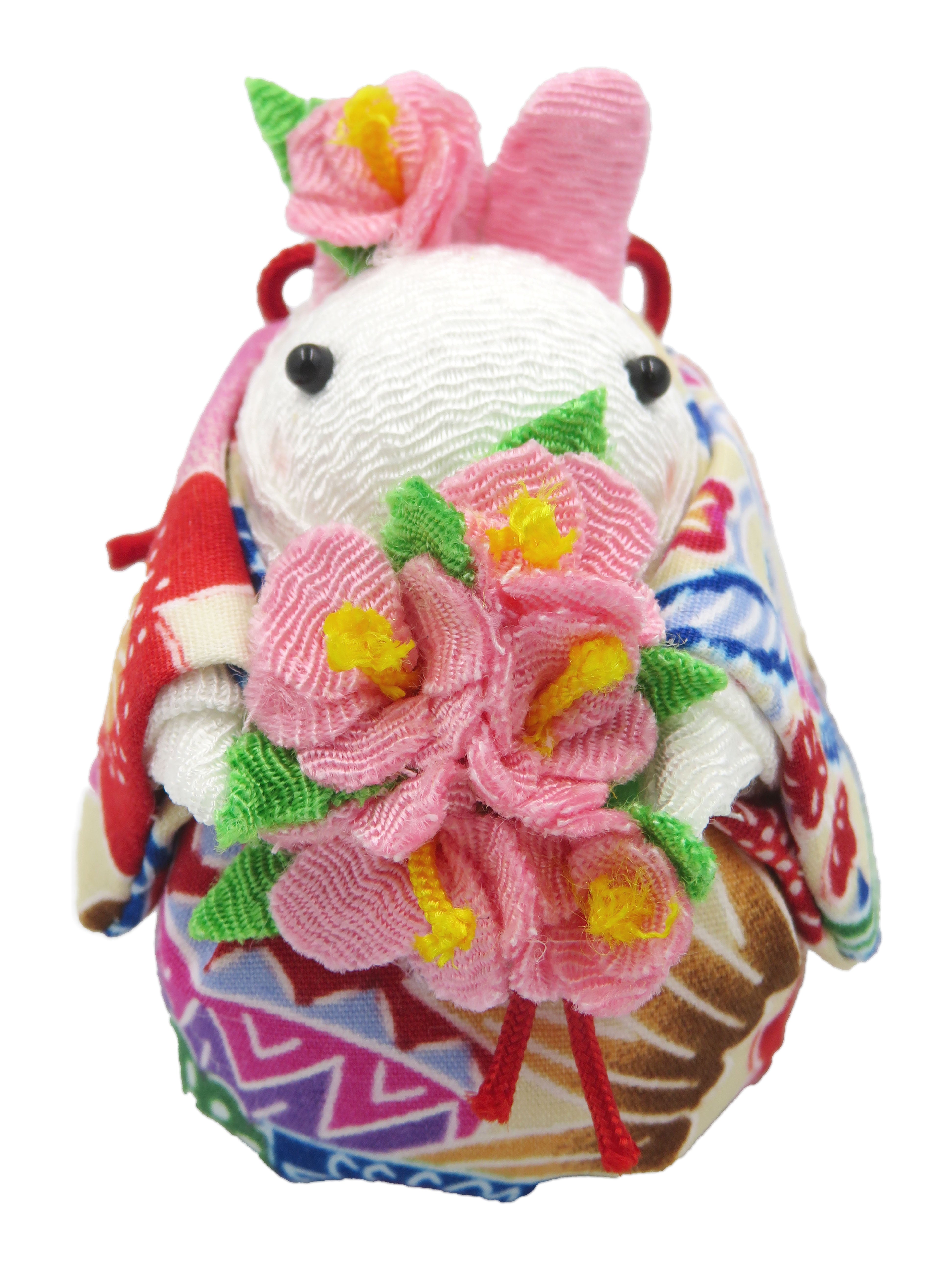ー四季彩うさぎの四季の楽しみー　ハイビスカスを持ったうさちゃん①