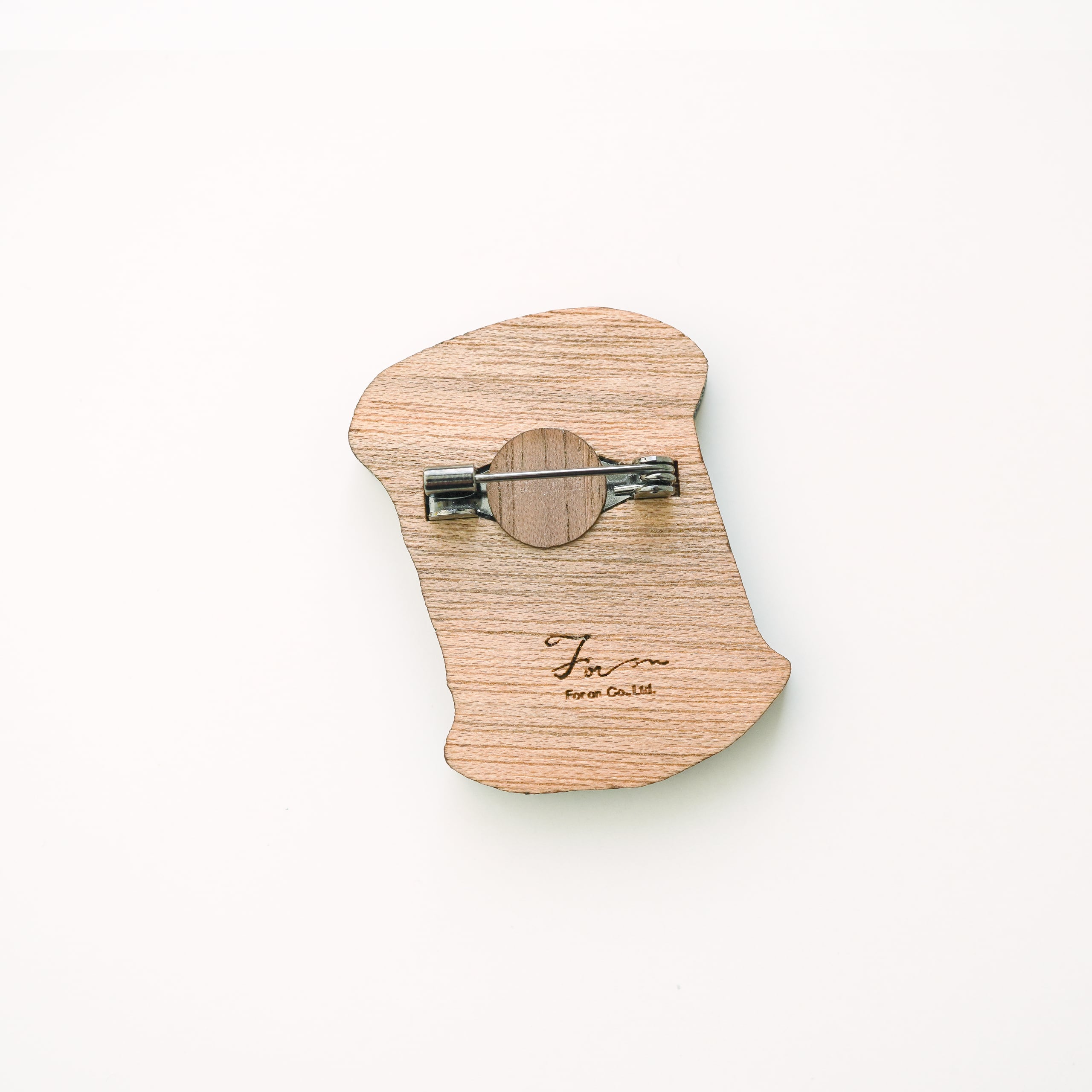 -木tch- ブローチ：bobbin（糸巻）