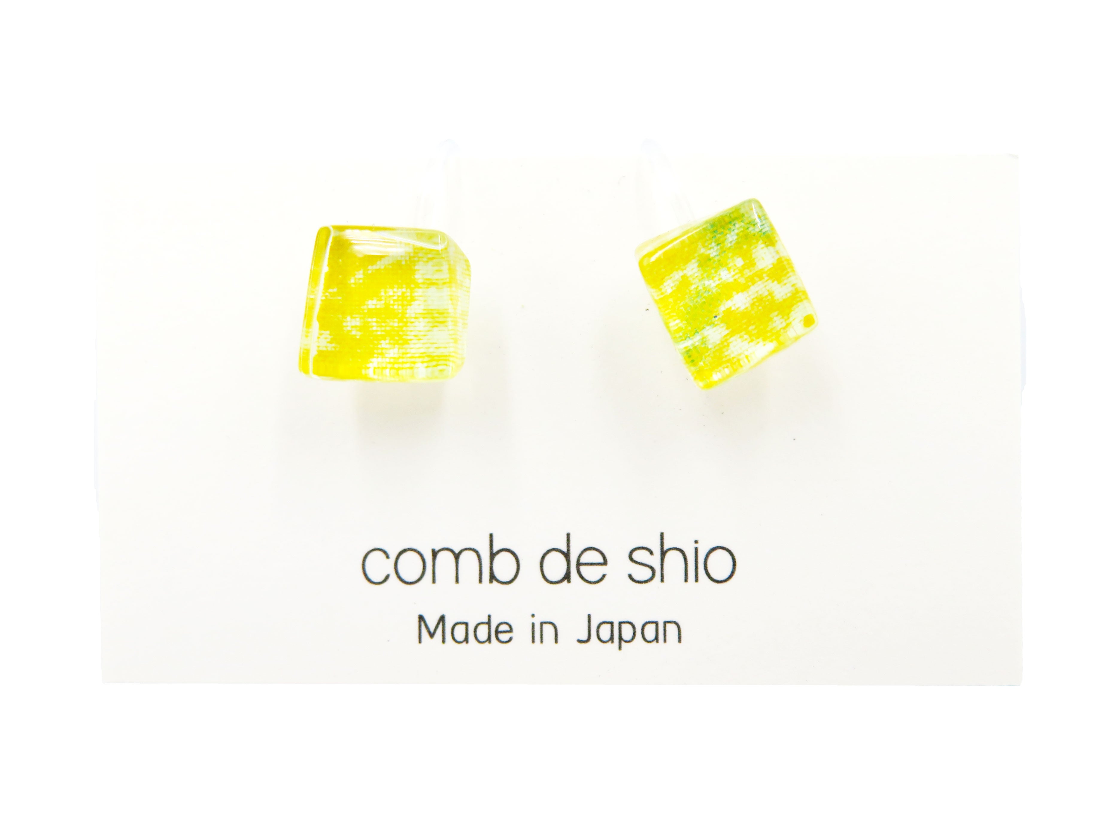 ーcomb de shioー　イヤリング　Flower：C